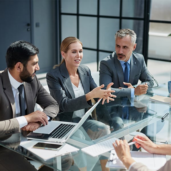 A consultant who guides you into the next day